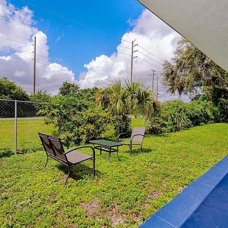 2 Bedroom House Minutes From Beach And Casino Db1 Dania Beach Exteriör bild