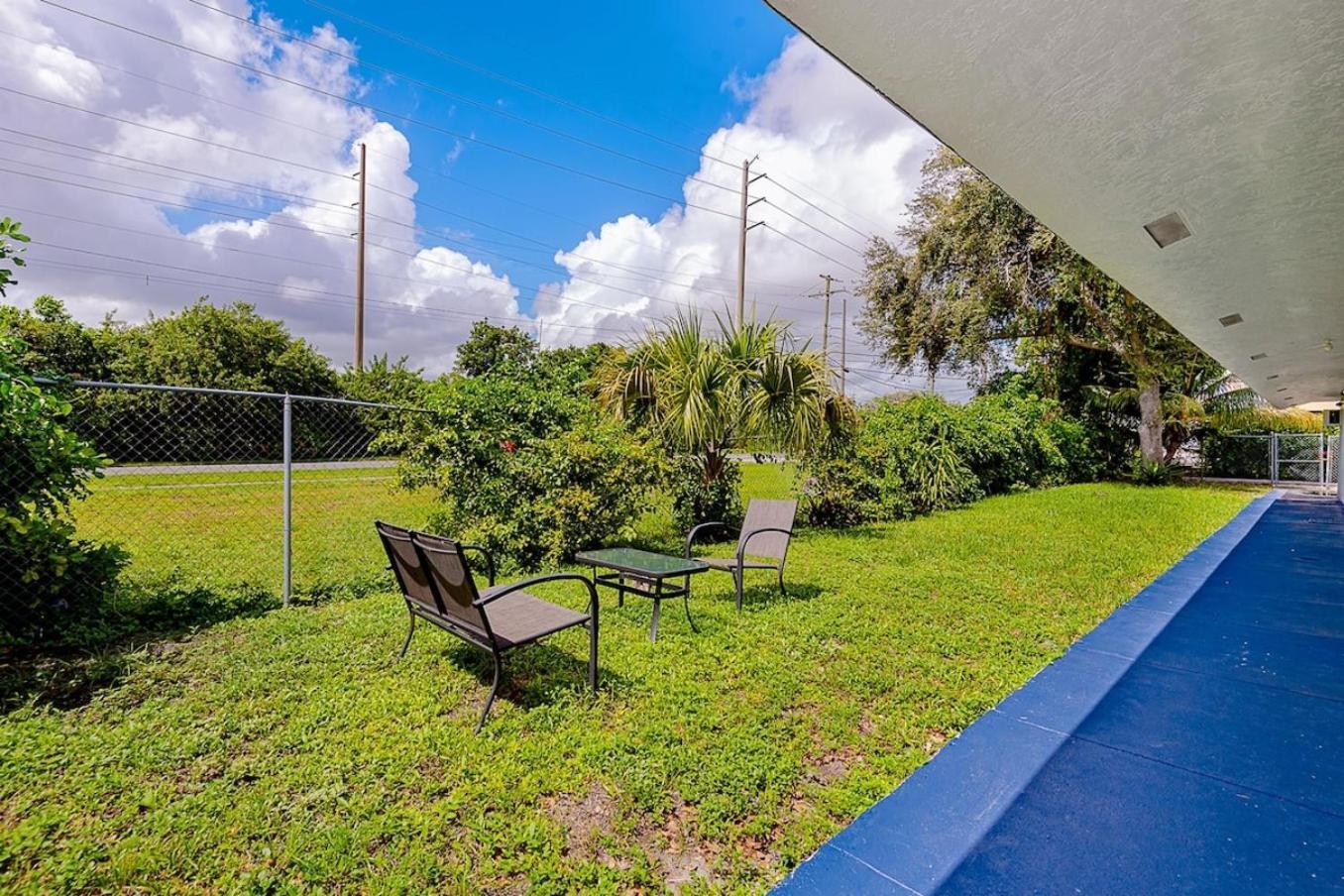 2 Bedroom House Minutes From Beach And Casino Db1 Dania Beach Exteriör bild