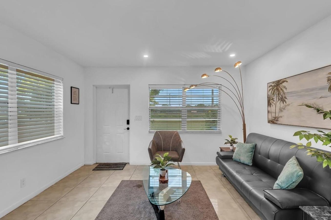 2 Bedroom House Minutes From Beach And Casino Db1 Dania Beach Exteriör bild